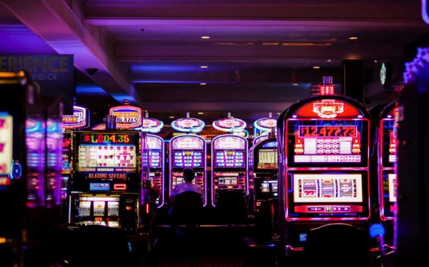Strategies to play the online casinos with free slot machines